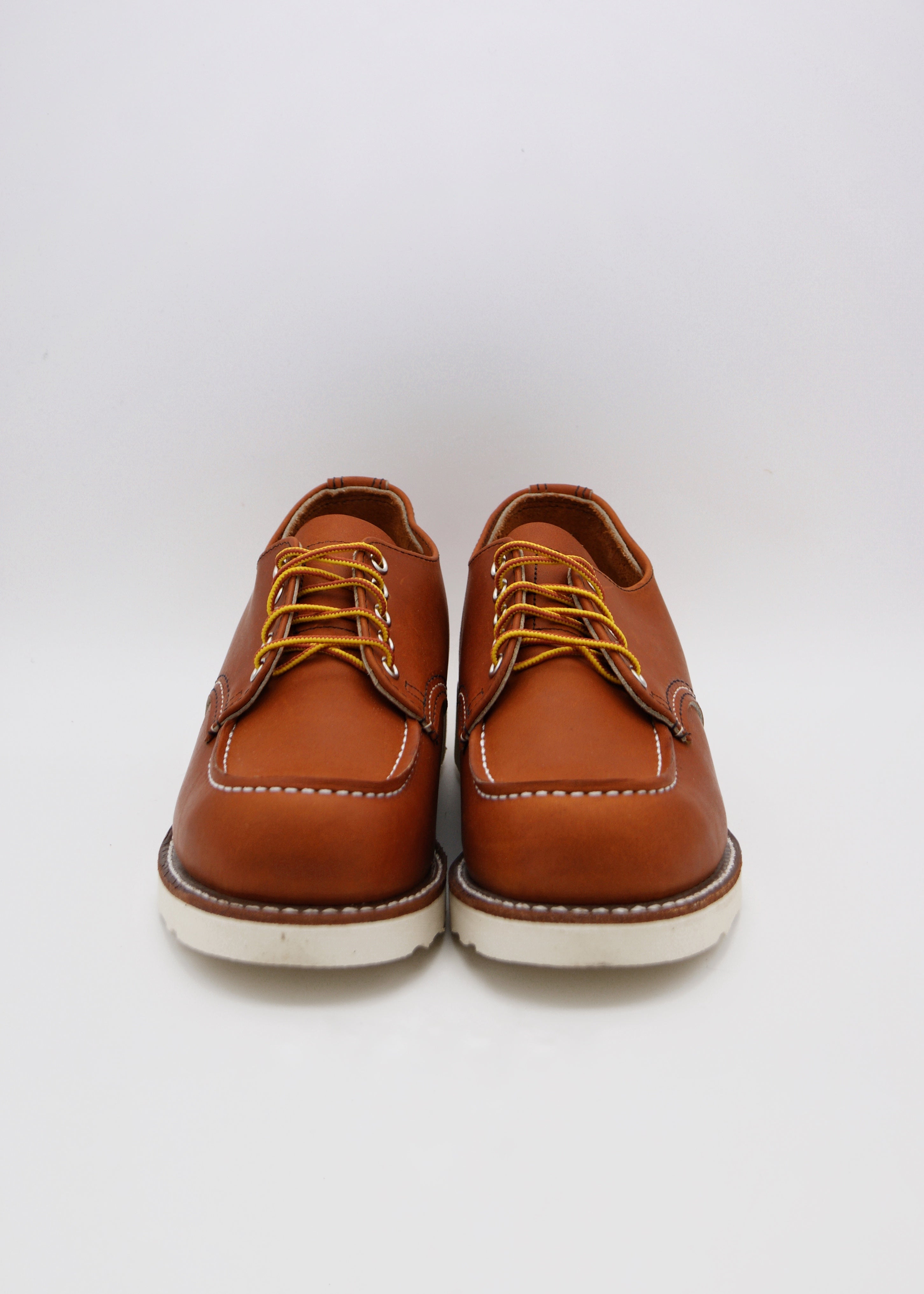 Shop Moc Oxford 8092